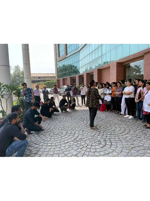 Anti-ragging skit by interns, photo 8