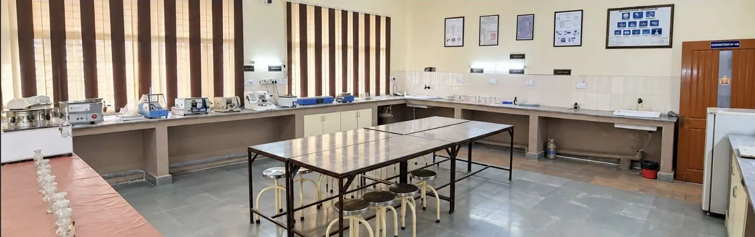 Histopathology laboratory, Department of Oral Pathology & Microbiology, Inderprastha Dental College