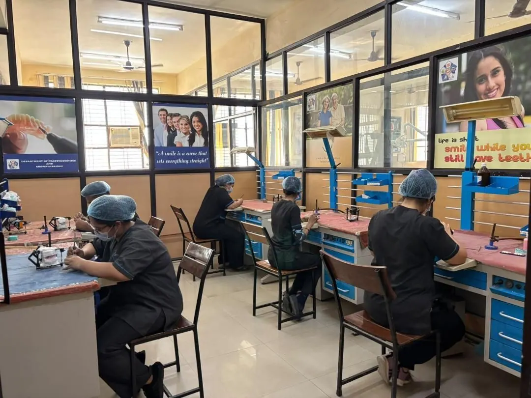 Postgraduate work stations, Postgraduate section (MDS), Department of Prosthodontics and Crown & Bridge, Inderprastha Dental College